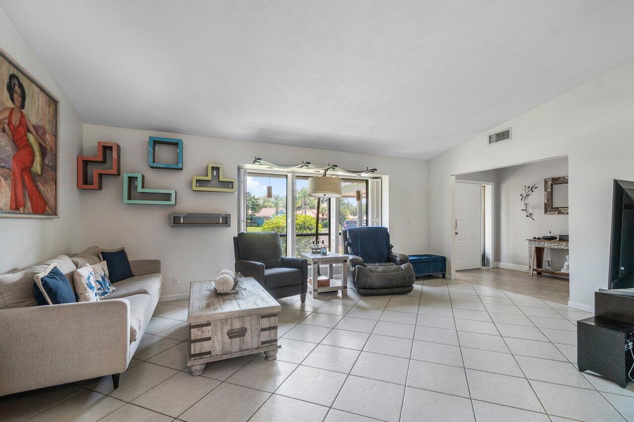 50 Dogwood Ridge Tequesta, FL 33469 - Photo 28 of 45 007-50DogwoodRidge-Jupiter-FL-33469-SMAL
