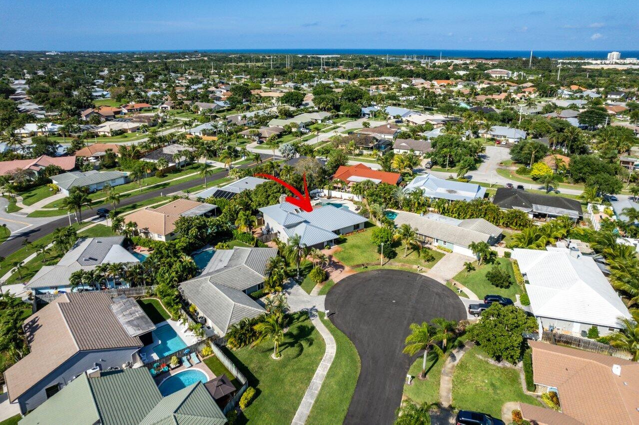 50 Dogwood Ridge Tequesta, FL 33469 - Photo 36 of 45 042-50DogwoodRidge-Jupiter-FL-33469-SMAL