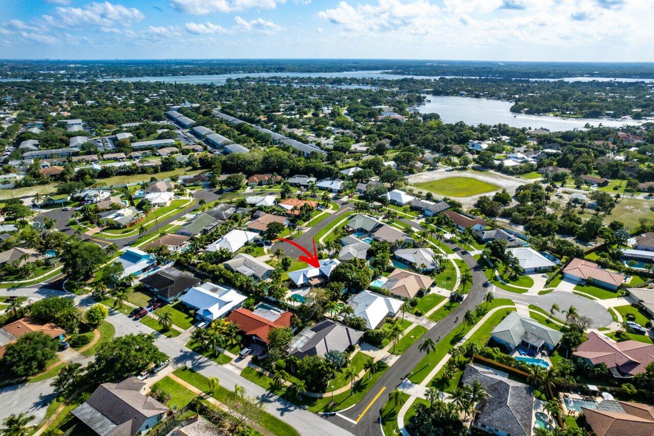 50 Dogwood Ridge Tequesta, FL 33469 - Photo 37 of 45 046-50DogwoodRidge-Jupiter-FL-33469-SMAL