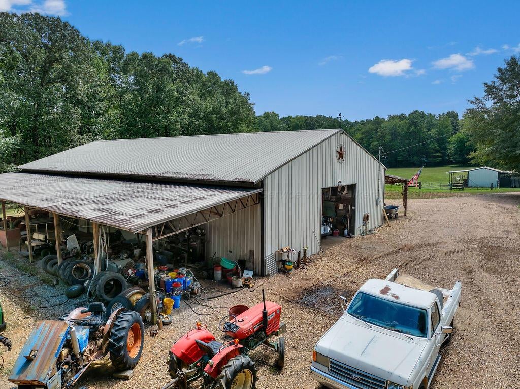 117 Davidson Loop Oakman, AL 35579 - Photo 7 of 39 DJI_20250815115642_0088_D-43-35