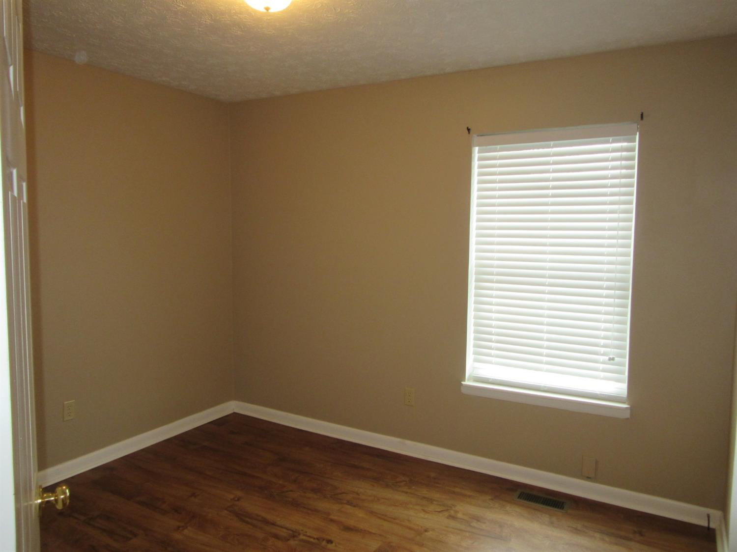 225 Hill N Dell Road Paris, KY 40361 - Photo 19 of 52 Listing Photo