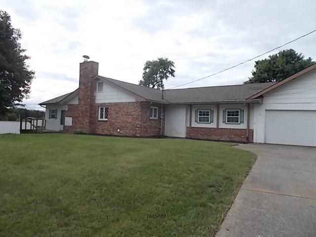 441 Murphy Road Maryville, TN 37801 - Photo 6 of 20 DSCN7846