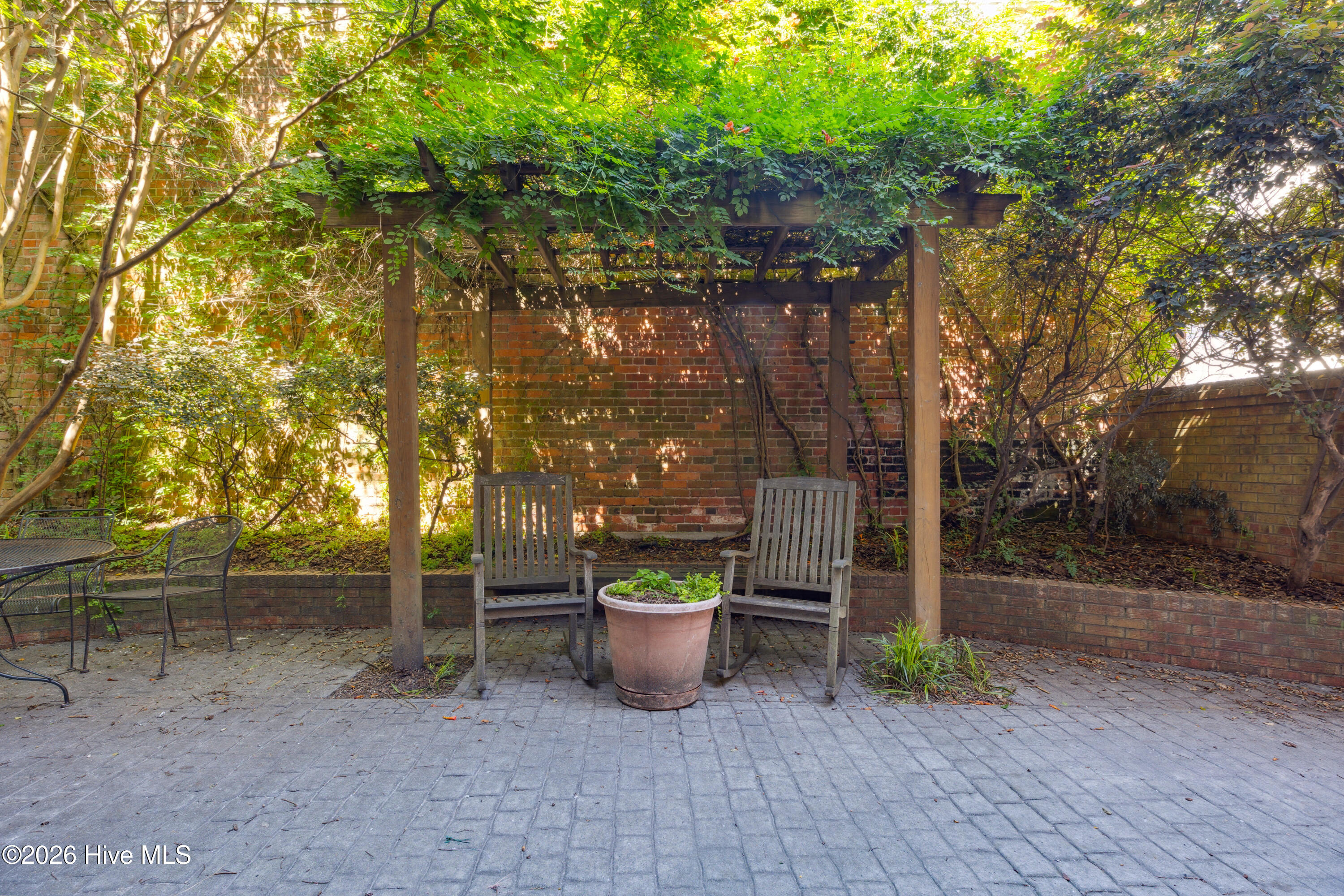 20 South Front Street, Unit R3 Wilmington, NC 28401 - Photo 25 of 26 26 shared common area