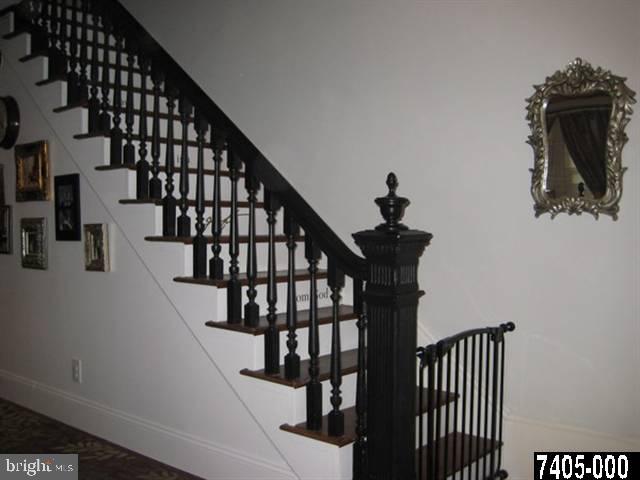15 Longstown Road York, PA 17402 - Photo 14 of 25 Gallery Image 14
