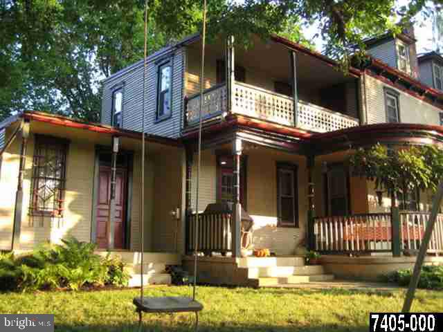 15 Longstown Road York, PA 17402 - Photo 3 of 25 Gallery Image 3