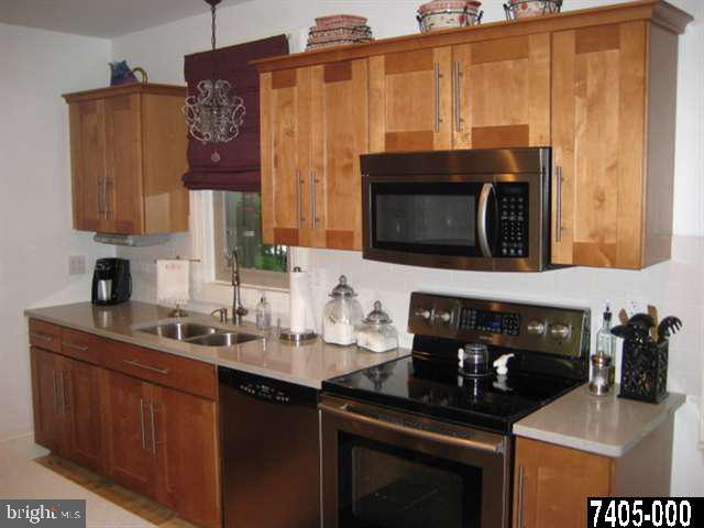 15 Longstown Road York, PA 17402 - Photo 7 of 25 Gallery Image 7