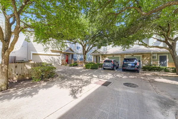 $2,299 | 8518 Cahill Drive, Unit 20, Austin, TX 78729