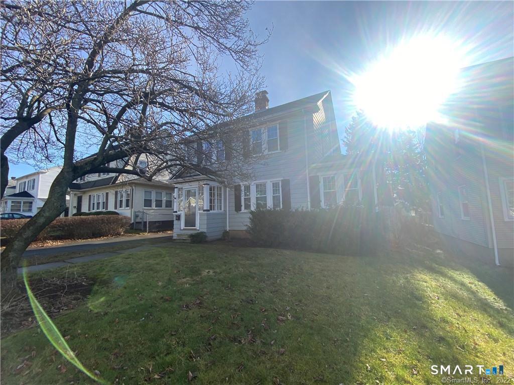 71 Fennbrook Road West Hartford, CT 06119 - Photo 2 of 27