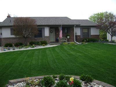 125 Lakeshire Road Battle Creek, MI 49015 - Photo 2 of 28 lakeshirefront