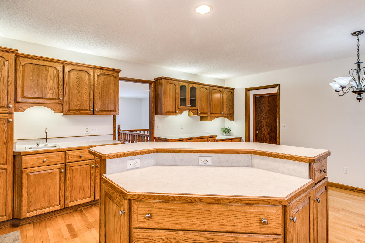 125 Lakeshire Road Battle Creek, MI 49015 - Photo 10 of 28 015-MLS