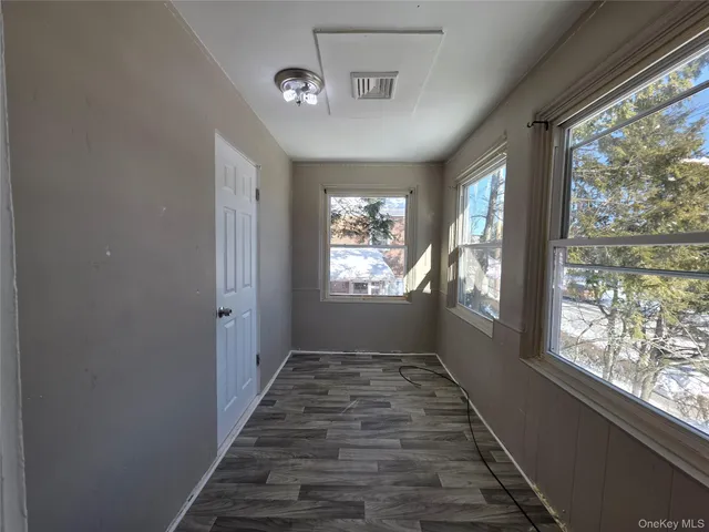 $2,200 | 135 Fullerton Avenue, Unit 3, Newburgh, NY 12550