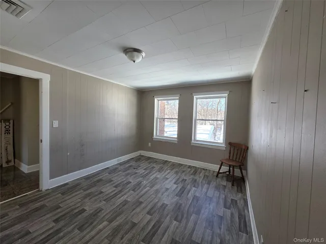 $2,200 | 135 Fullerton Avenue, Unit 3, Newburgh, NY 12550