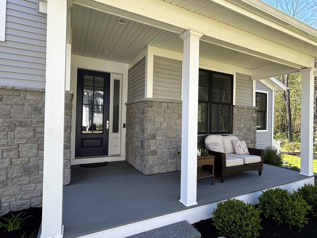 47 Rowell Lane, Unit 47 Middleton, MA 01949 - Photo 4 of 42 Gallery Image 4