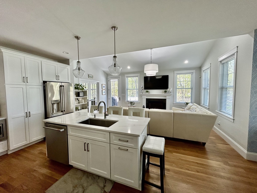 47 Rowell Lane, Unit 47 Middleton, MA 01949 - Photo 9 of 42 Gallery Image 9