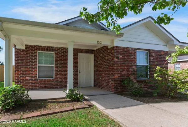 $90,000 | 906 West End Drive, New Iberia, LA 70560