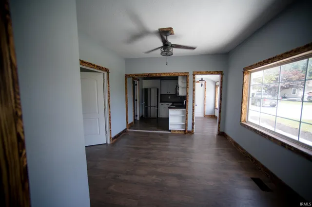 $214,900 | 504 West 6th Street, Bicknell, IN 47512