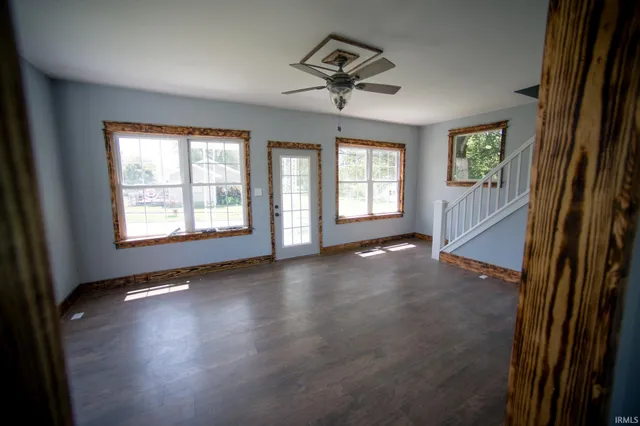 $214,900 | 504 West 6th Street, Bicknell, IN 47512