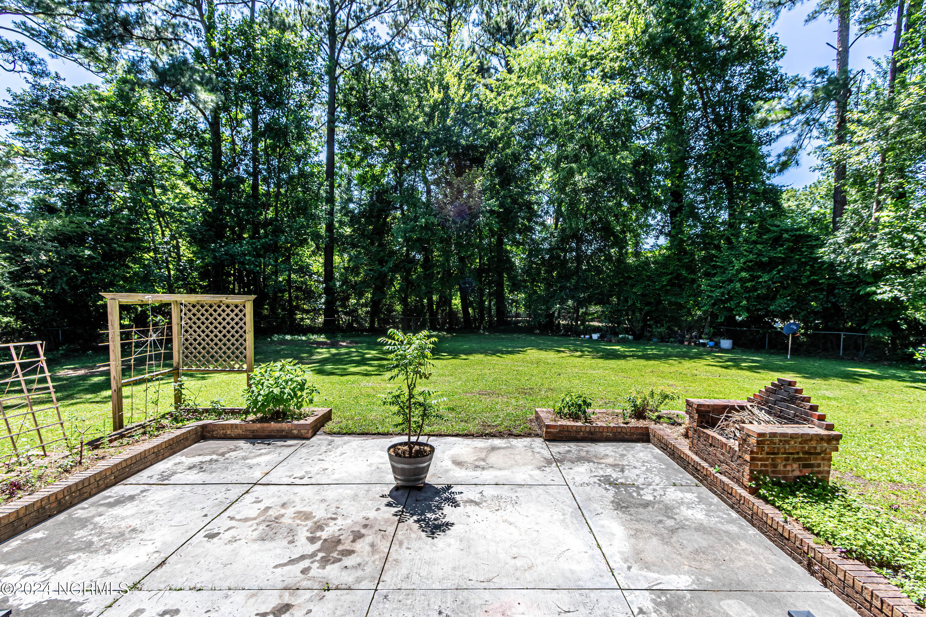 215 Nottingham Road Jacksonville, NC 28546 - Photo 44 of 51 Nottingham (42 of 51)