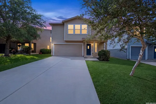 $1,800 | 7815 Horse Hollow, San Antonio, TX 78244