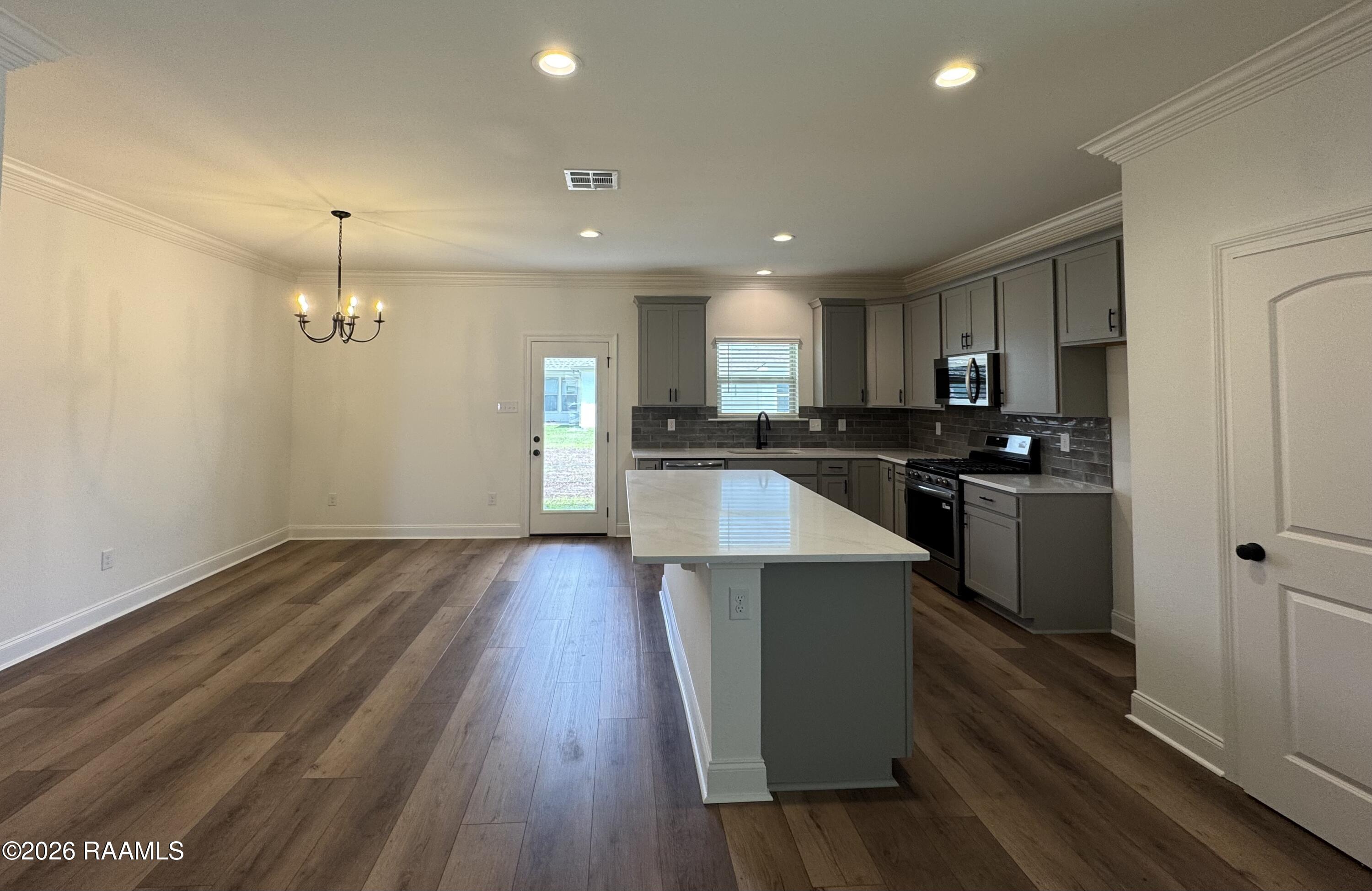 116 Star Lane Broussard, LA 70518 - Photo 2 of 7 KITCHEN