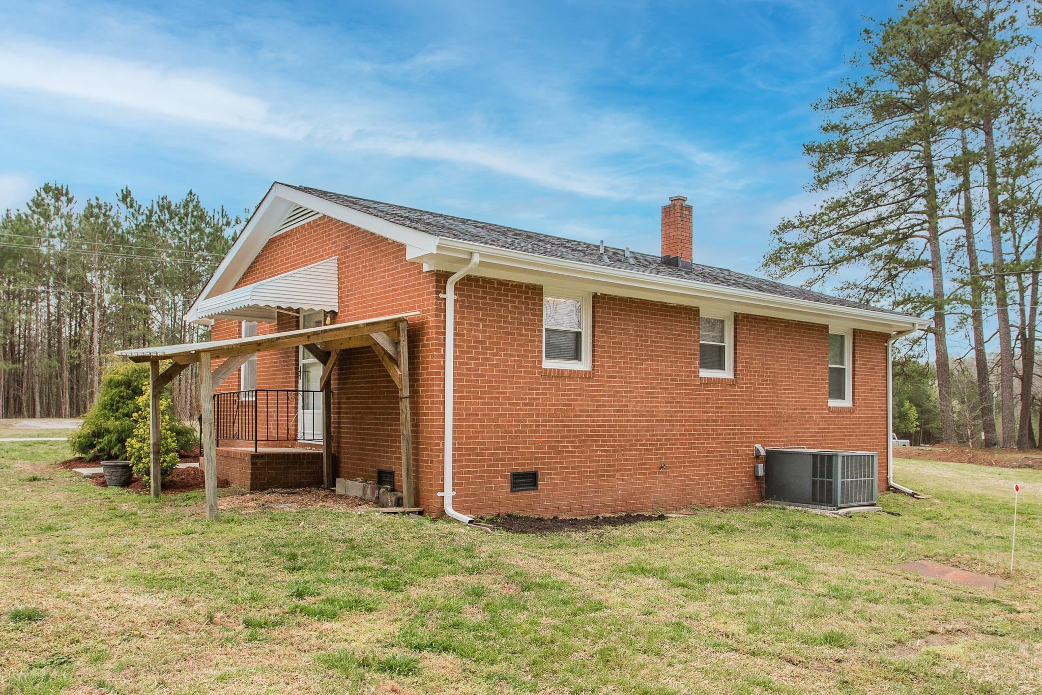 708 Ranch Road Clayton, NC 27520 - Photo 7 of 26 Photo 9