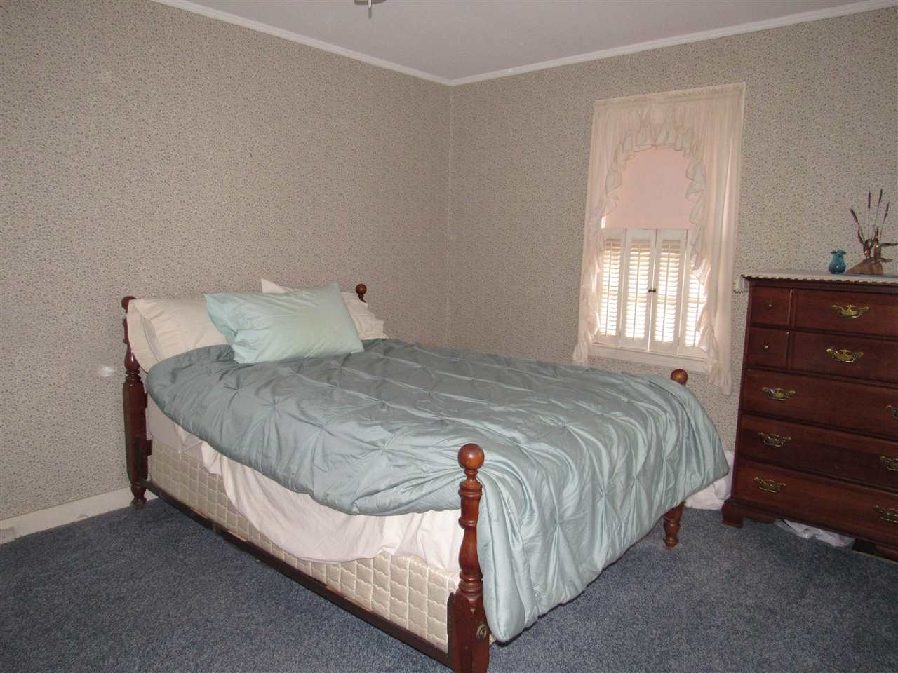 39 Lafayette Street Rutland, VT 05701 - Photo 16 of 34