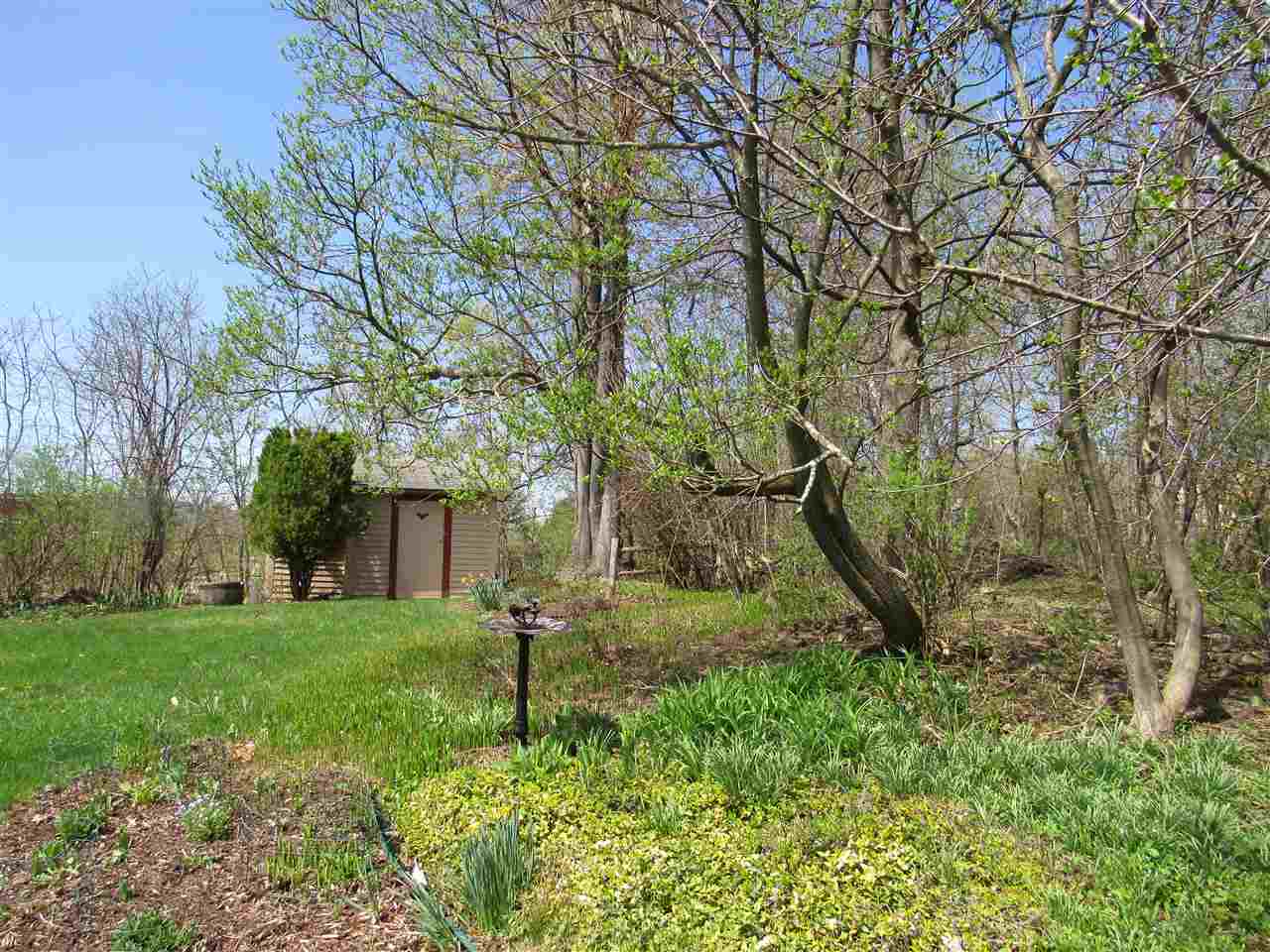 39 Lafayette Street Rutland, VT 05701 - Photo 24 of 34