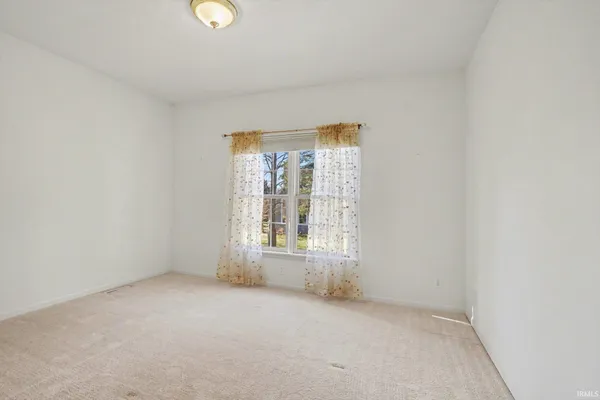 $419,900 | 17558 Fox Valley Court, Granger, IN 46530