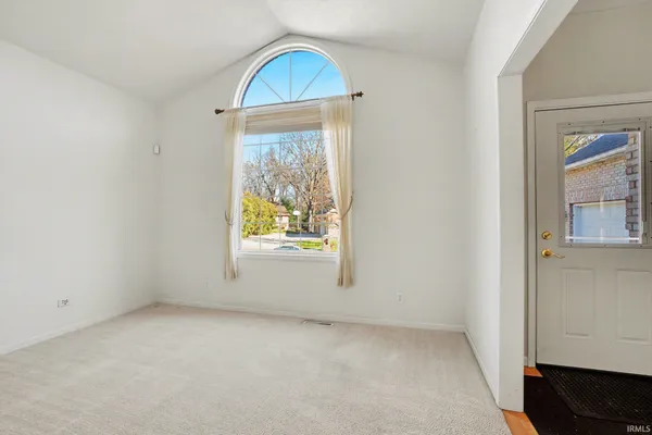 $419,900 | 17558 Fox Valley Court, Granger, IN 46530