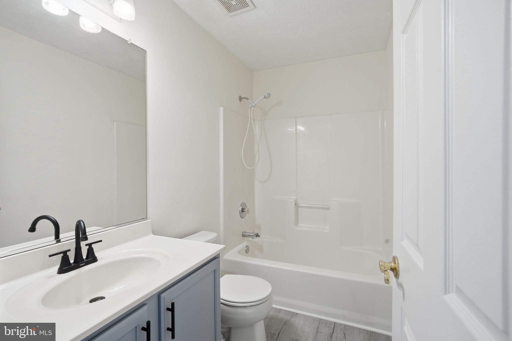 6 Reef Court Baltimore, MD 21219 - Photo 29 of 36