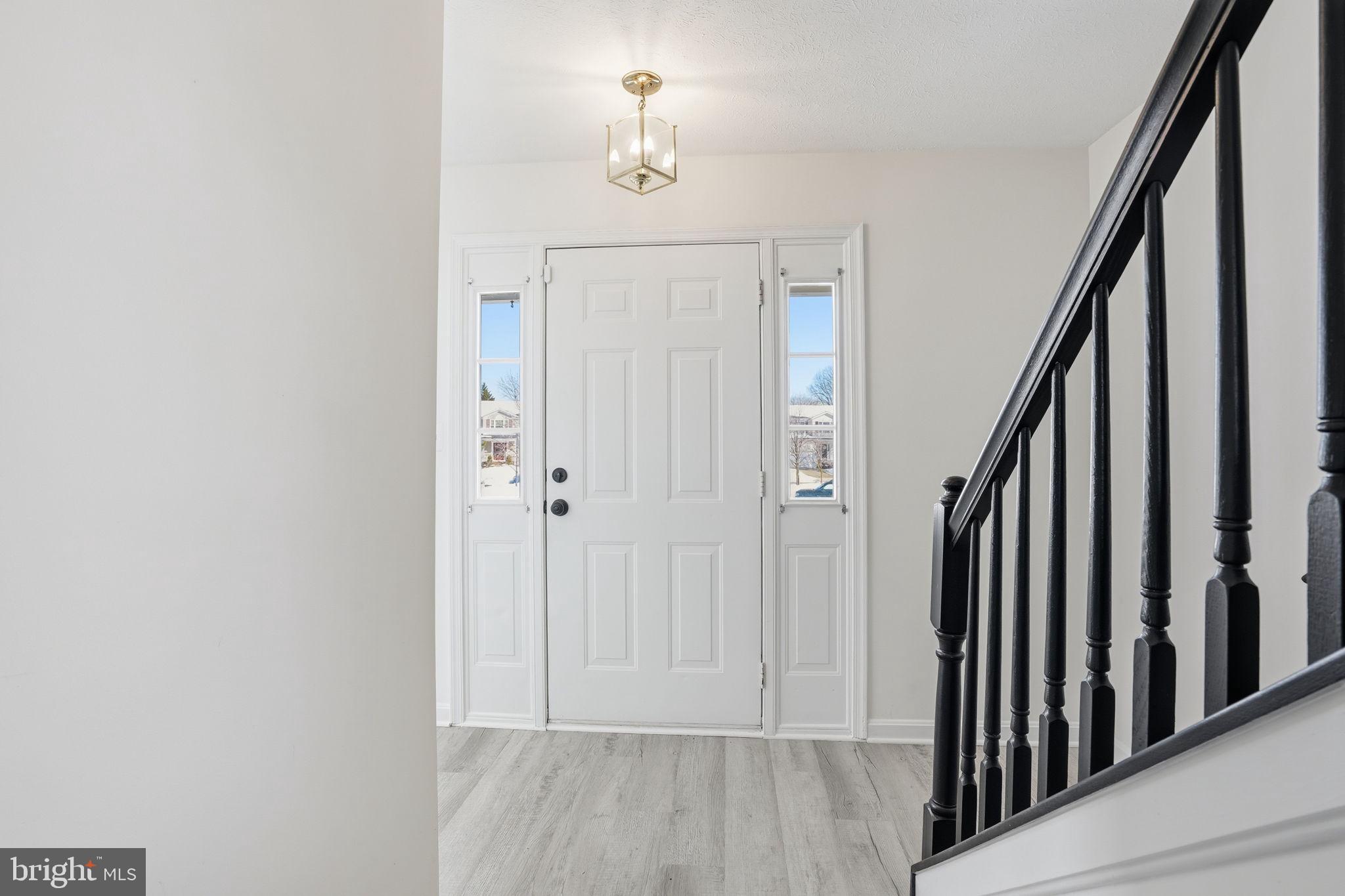 6 Reef Court Baltimore, MD 21219 - Photo 4 of 36