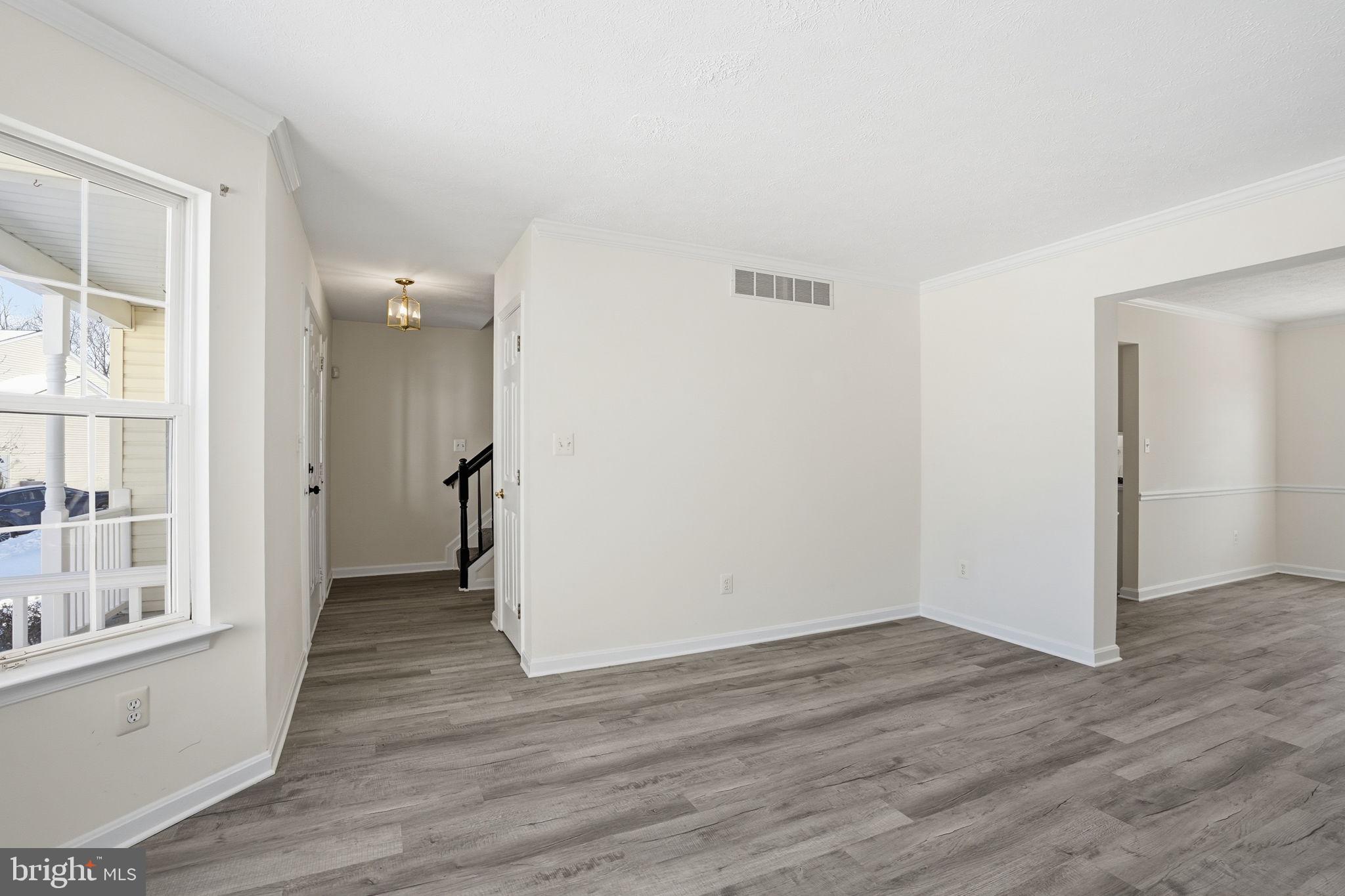 6 Reef Court Baltimore, MD 21219 - Photo 8 of 36