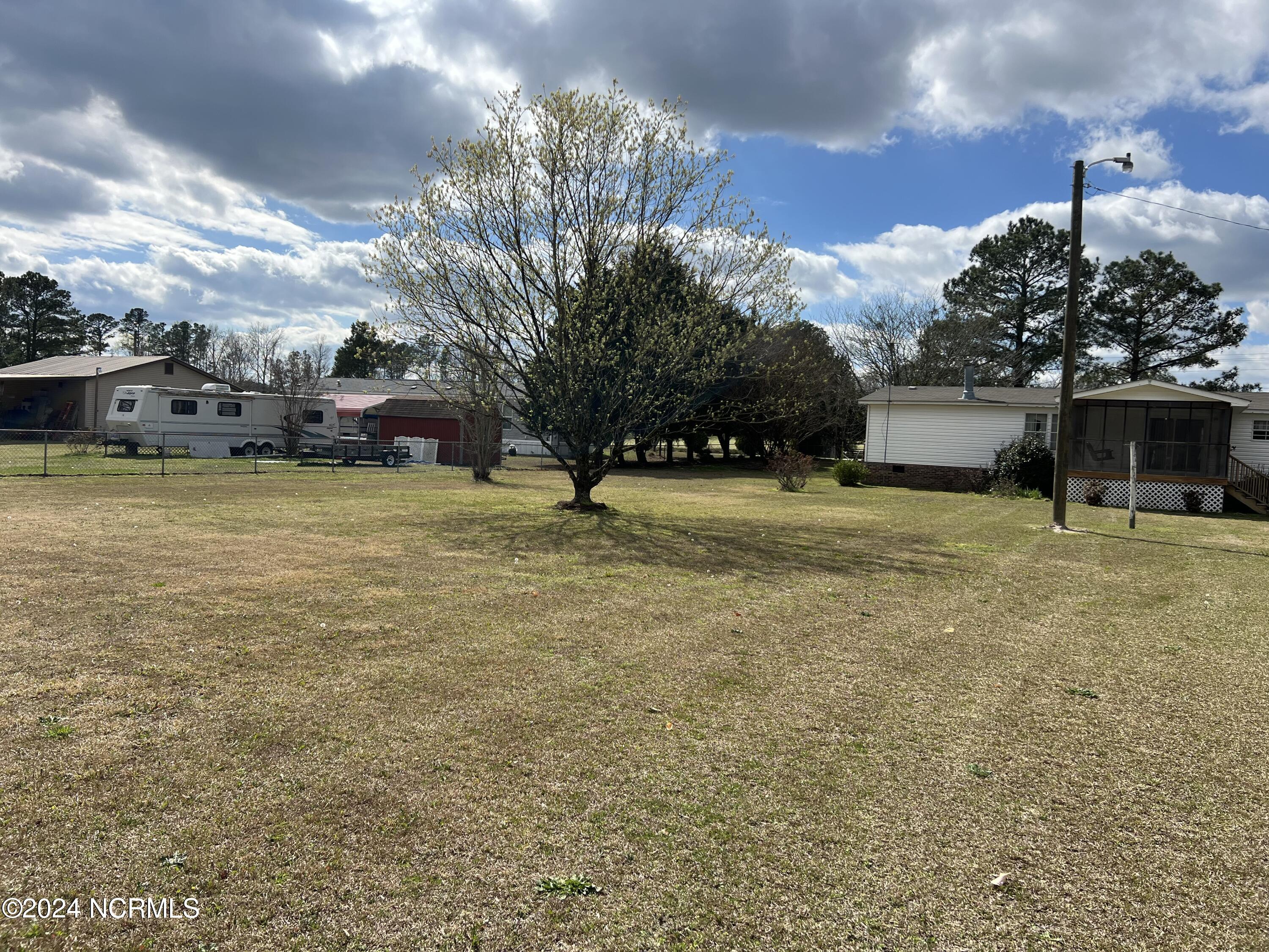 4345 Colonial Road Tarboro, NC 27886 - Photo 28 of 32 IMG_2236
