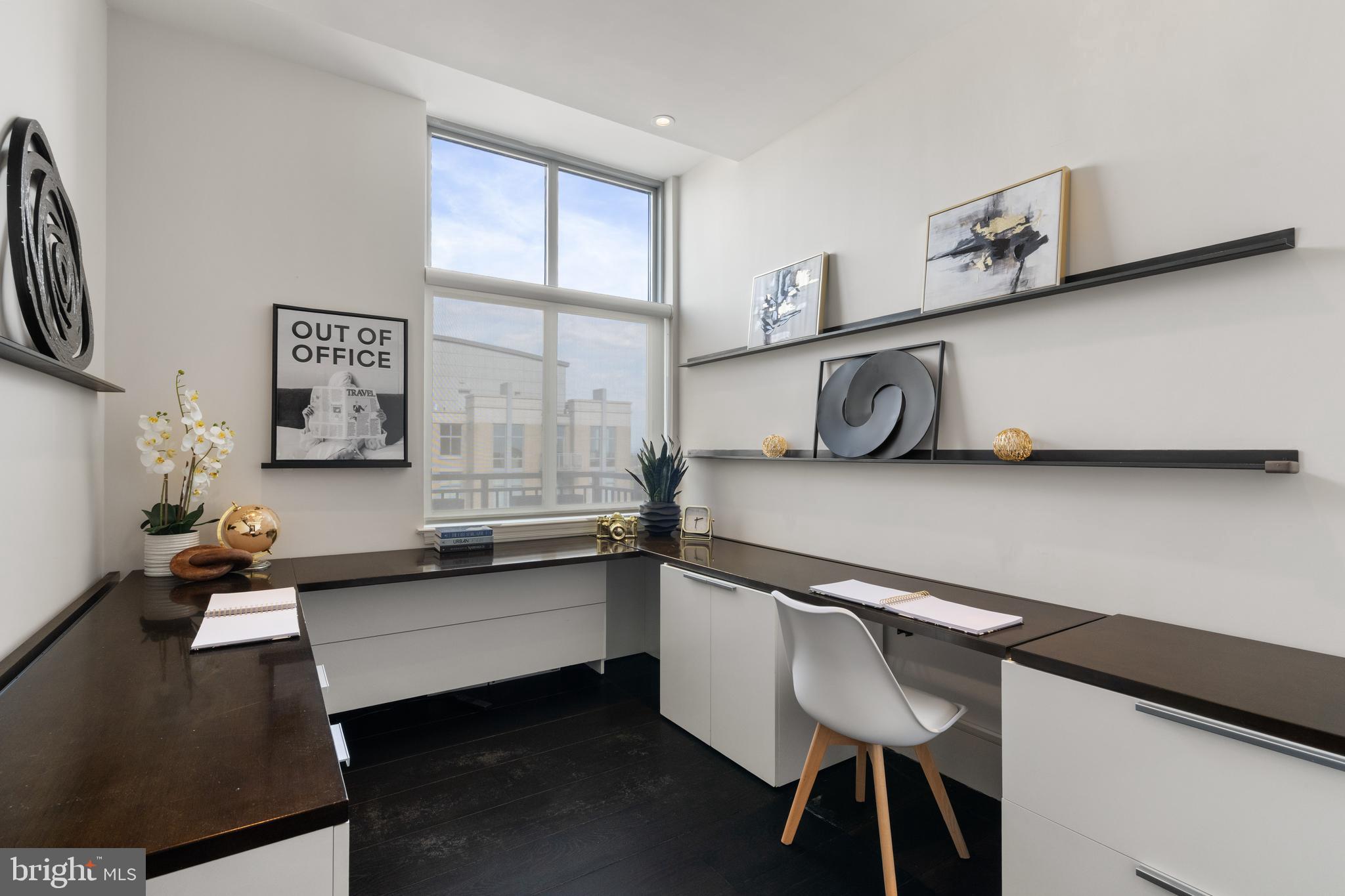 11990 Market Street, Unit 2101 Reston, VA 20190 - Photo 52 of 103 3rd bedroom/office