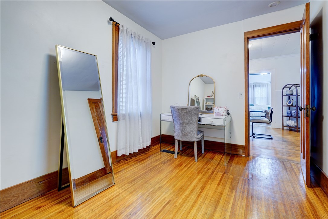 25 Lockwood Street Rochester, NY 14609 - Photo 11 of 43 Lower unit bonus room