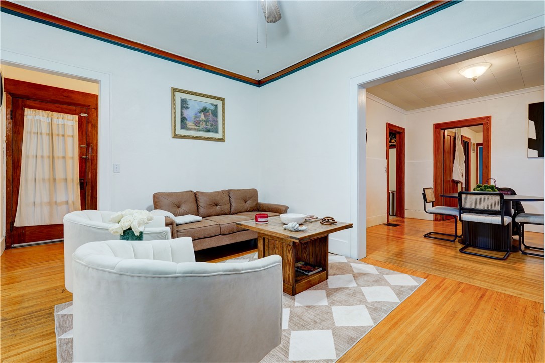 25 Lockwood Street Rochester, NY 14609 - Photo 19 of 43 Lower unit living room