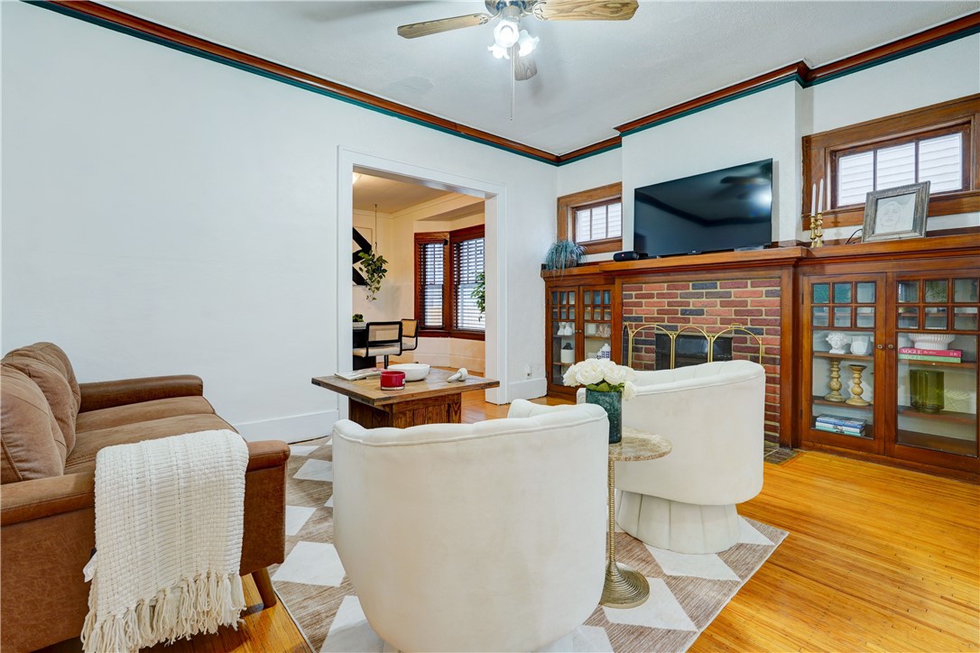 25 Lockwood Street Rochester, NY 14609 - Photo 22 of 43 Lower unit living room