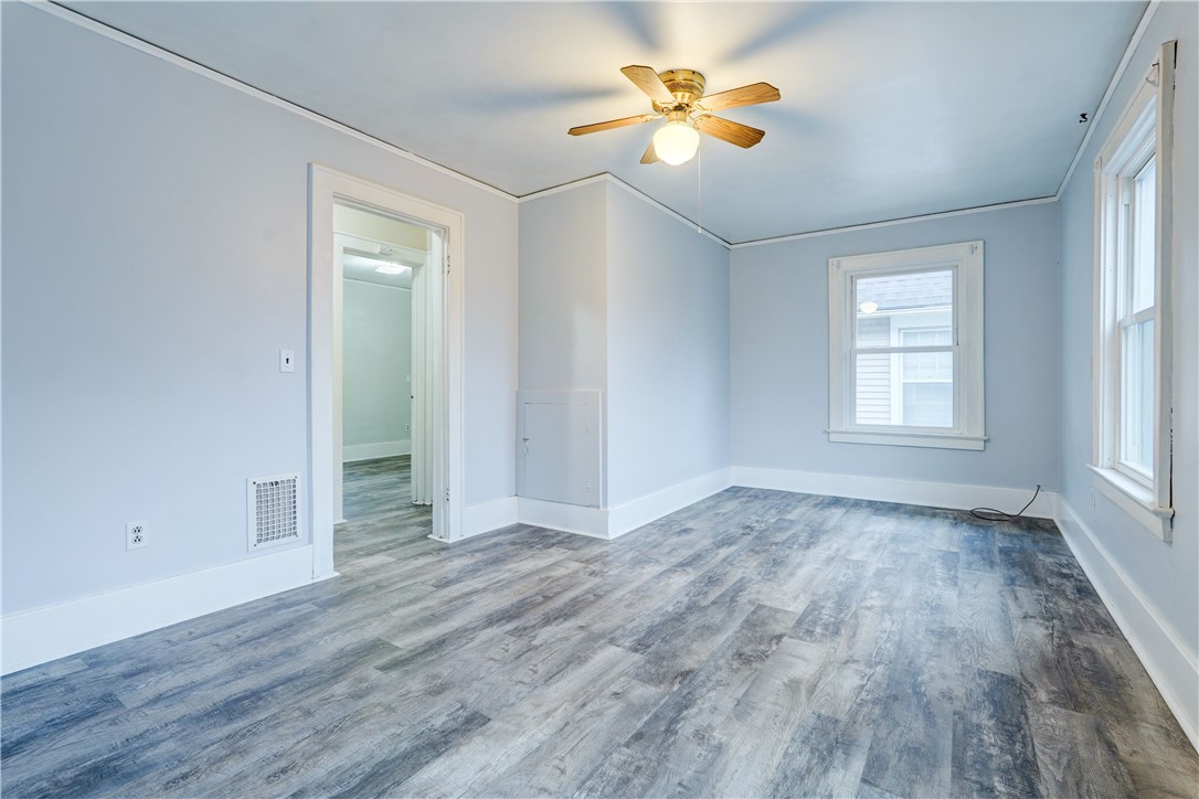 25 Lockwood Street Rochester, NY 14609 - Photo 26 of 43 Upper unit living room