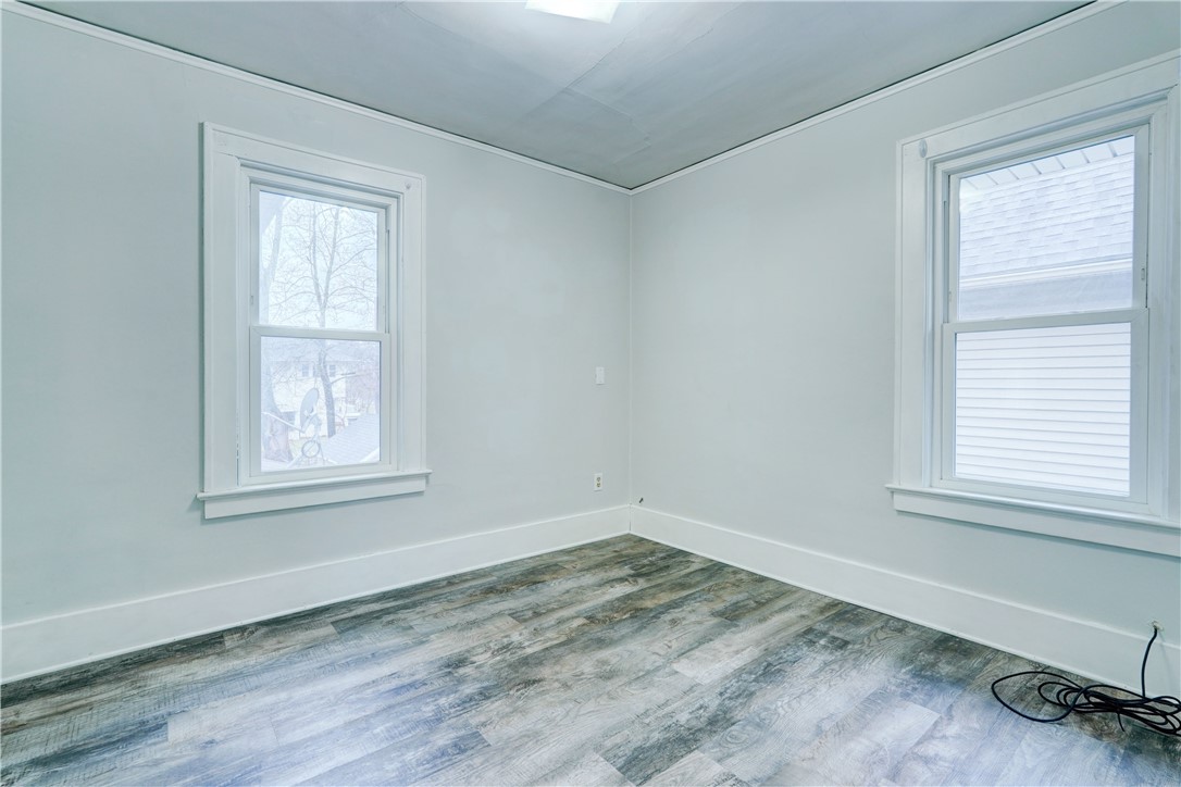 25 Lockwood Street Rochester, NY 14609 - Photo 29 of 43 Upper unit bedroom