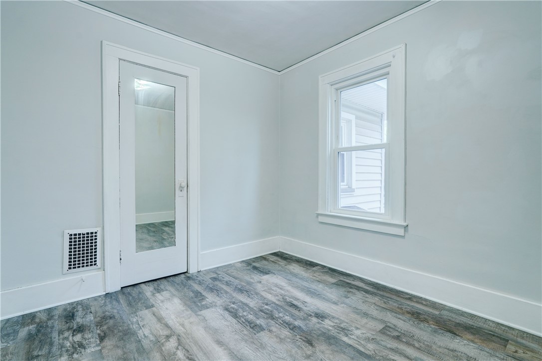 25 Lockwood Street Rochester, NY 14609 - Photo 30 of 43 Upper unit bedroom