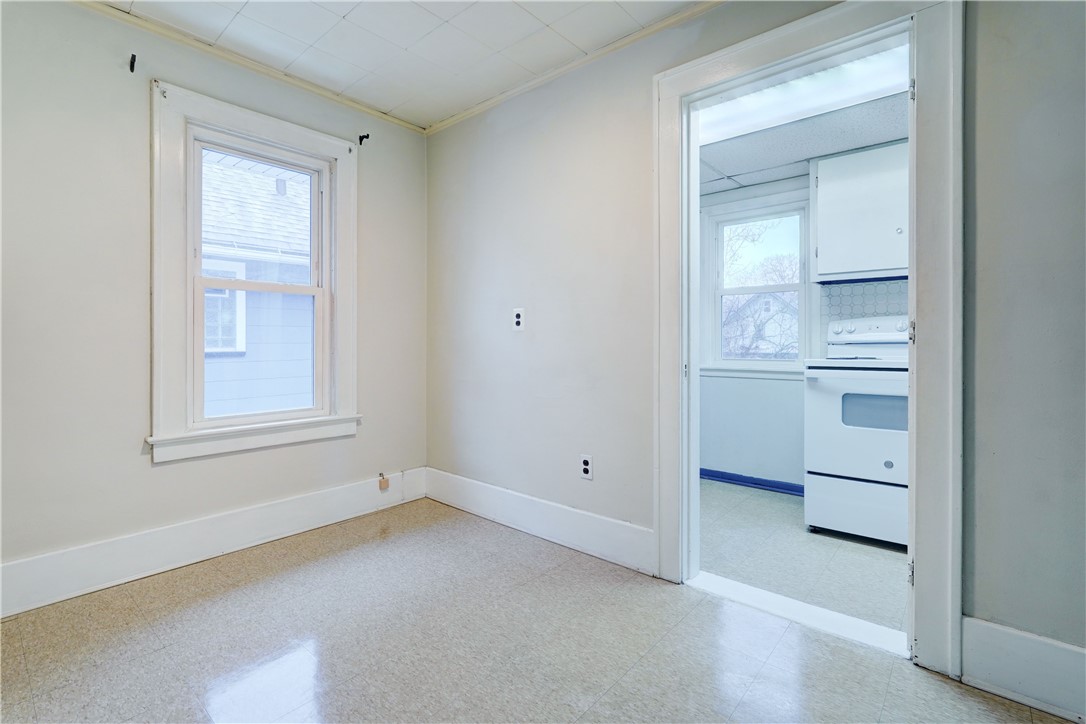 25 Lockwood Street Rochester, NY 14609 - Photo 31 of 43 Upper unit dining room