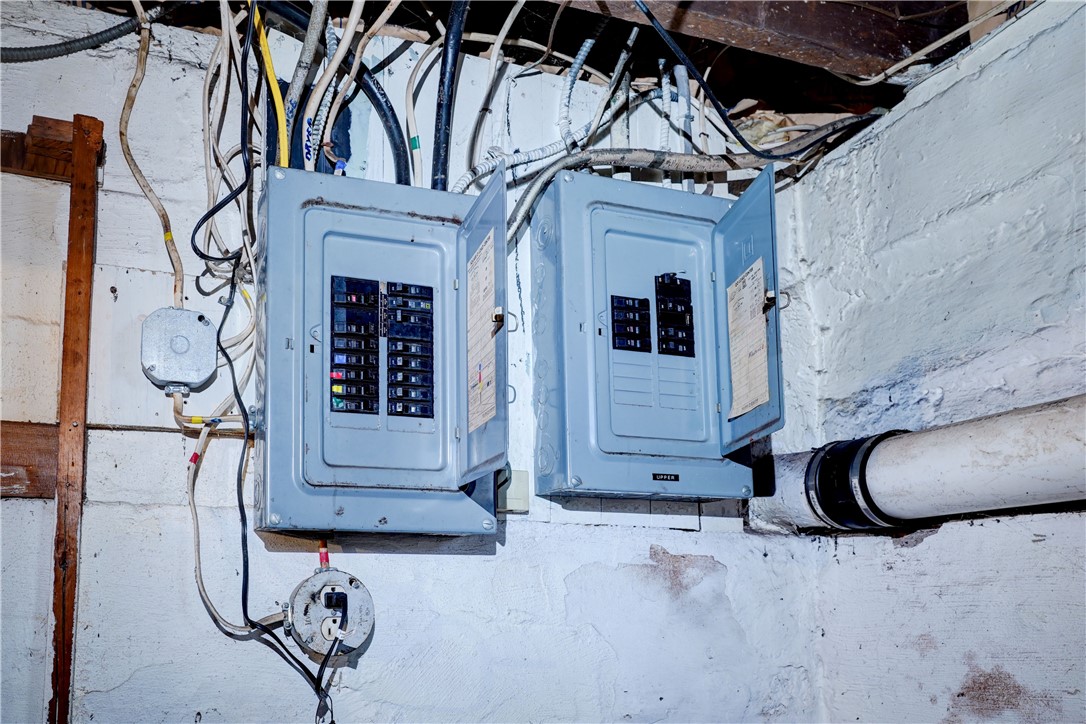 25 Lockwood Street Rochester, NY 14609 - Photo 37 of 43