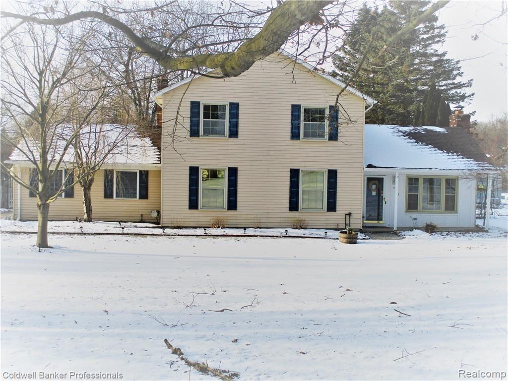 5347 Farley Road Clarkston, MI 48346 - Photo 1 of 29 IMG_0127 (2).JPG