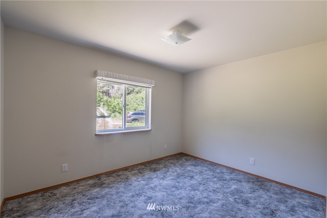 8905 Olalla Canyon Road Cashmere, WA 98815 - Photo 10 of 18 Gallery Image 10