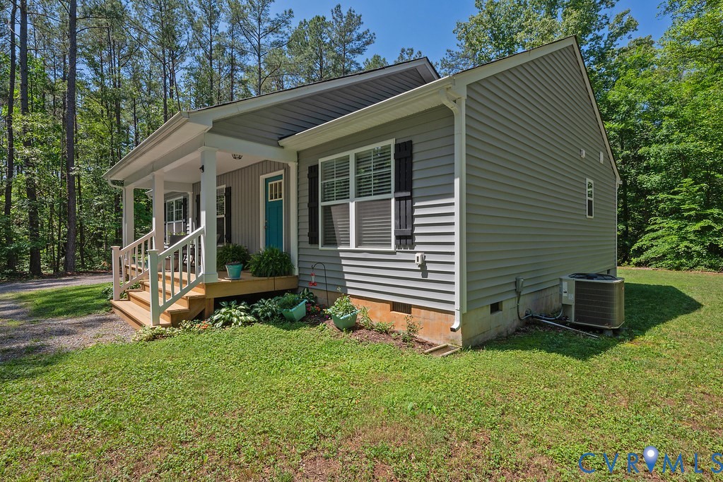 1046 Orchid Road Mineral, VA 23117 - Photo 38 of 50