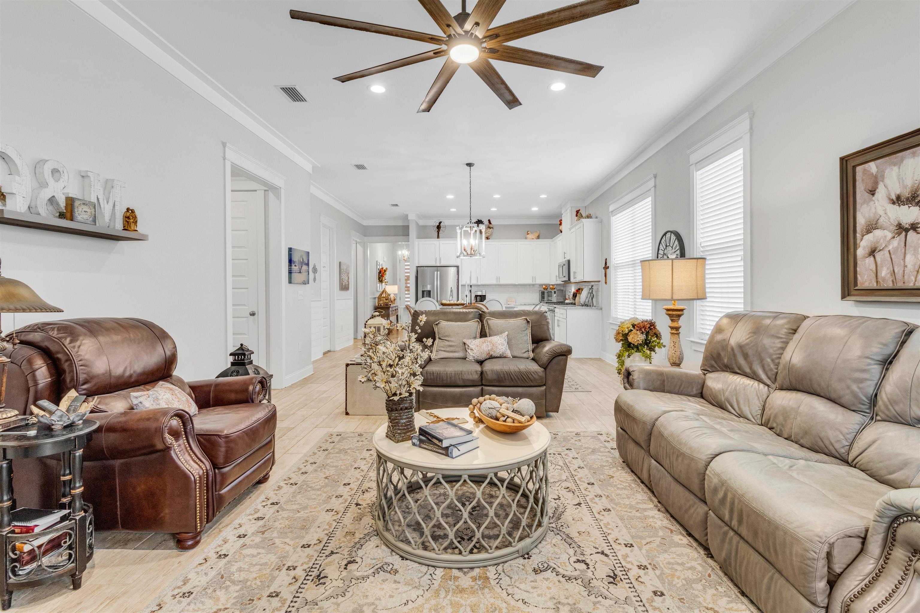 492 Orleans Street Gulf Shores, AL 36542 - Photo 20 of 39 Living Room