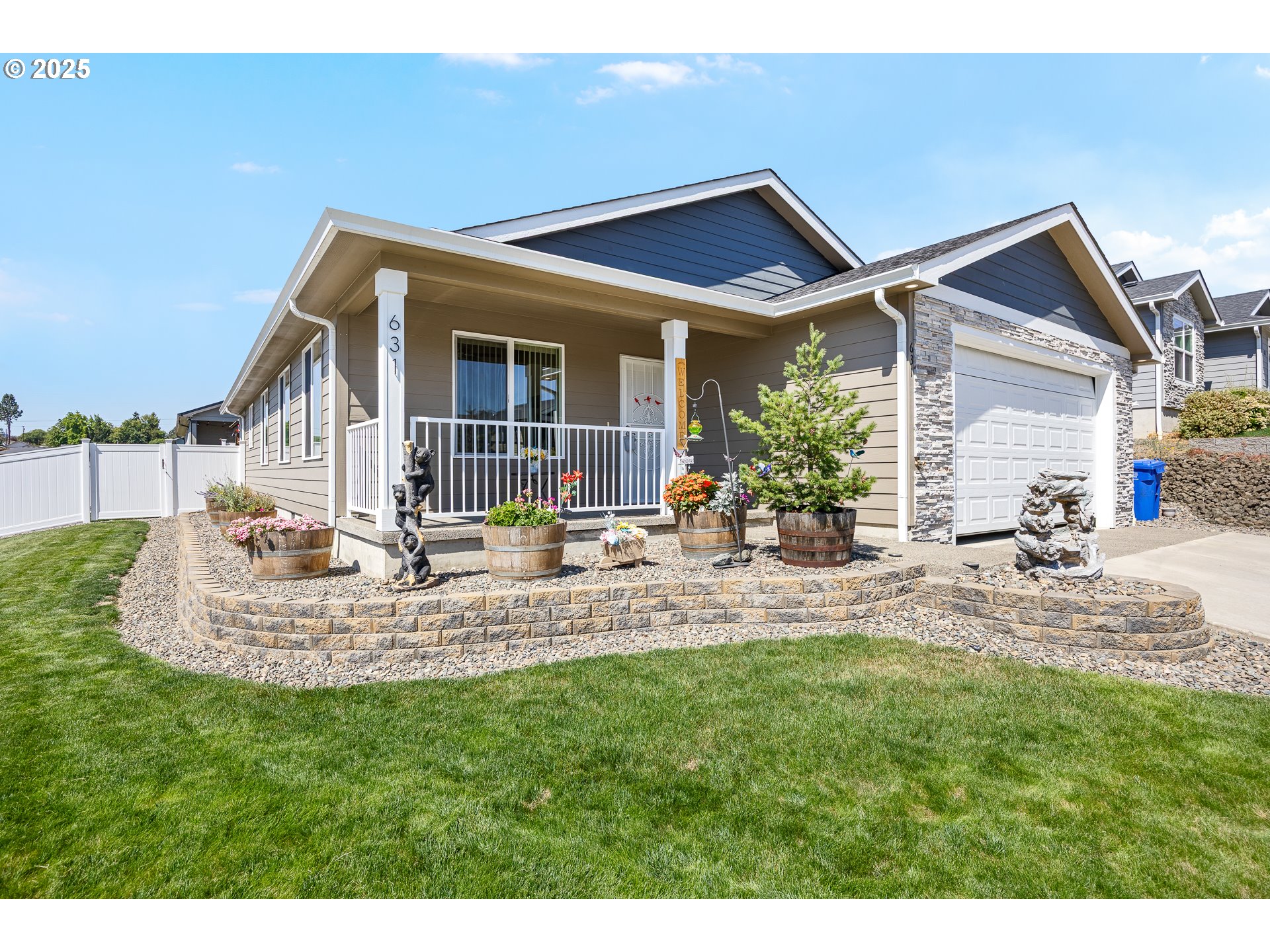 631 Southeast Rose Ridge Drive Winston, OR 97496 - Photo 2 of 27 Gallery Image 2