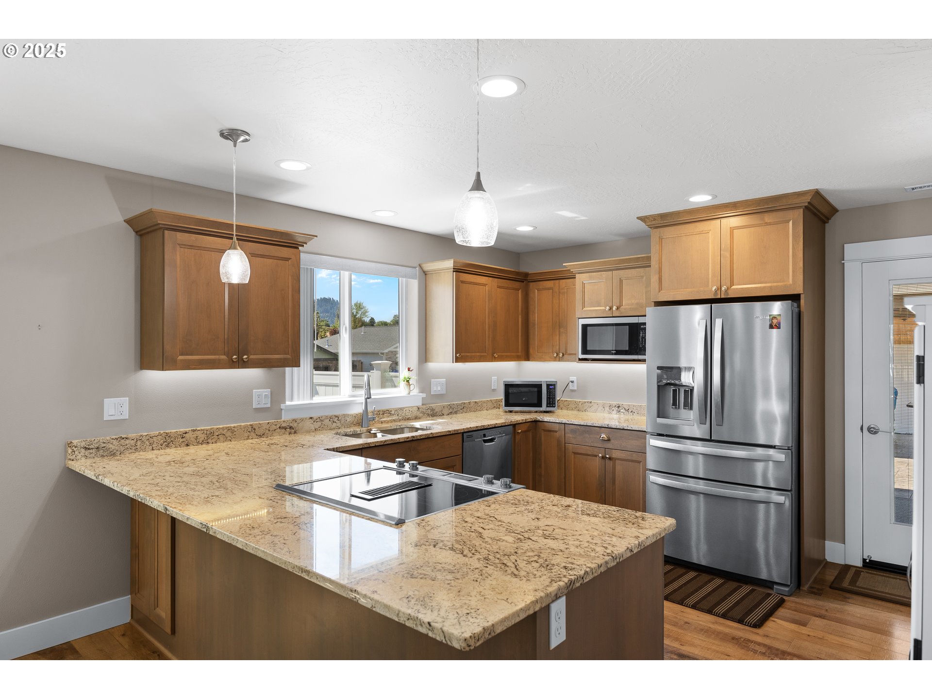 631 Southeast Rose Ridge Drive Winston, OR 97496 - Photo 10 of 27 Gallery Image 10