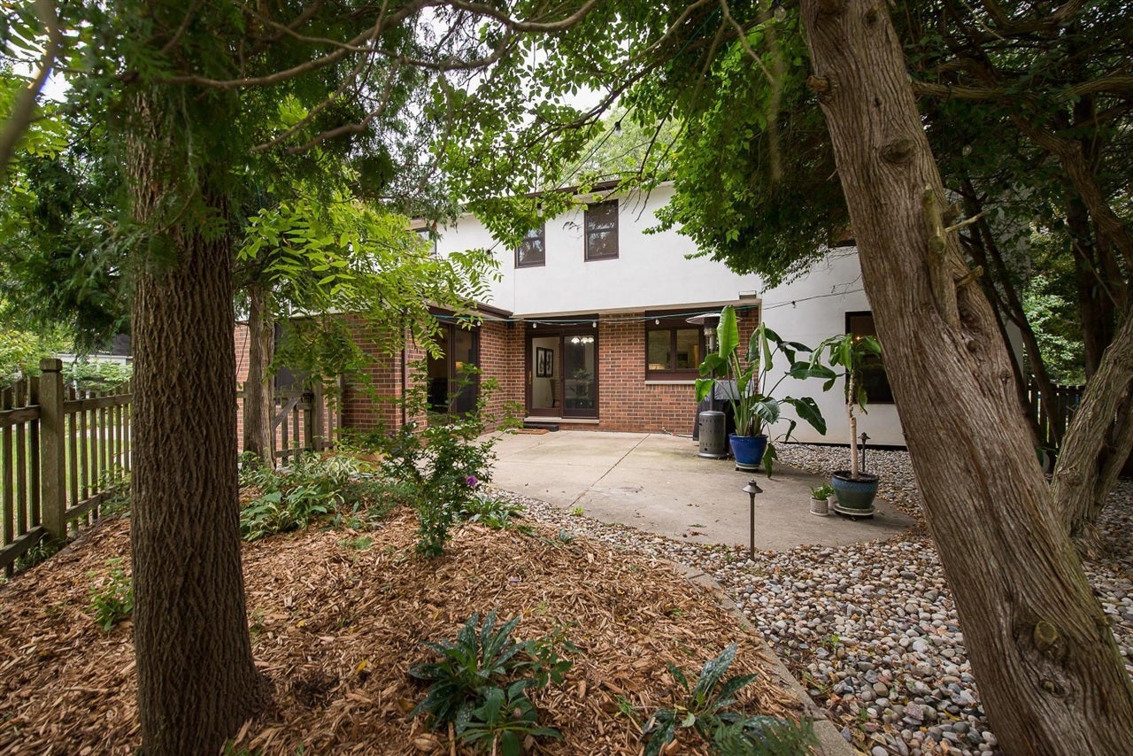 2764 Lowell Road Ann Arbor, MI 48103 - Photo 3 of 67 Gallery Image 3