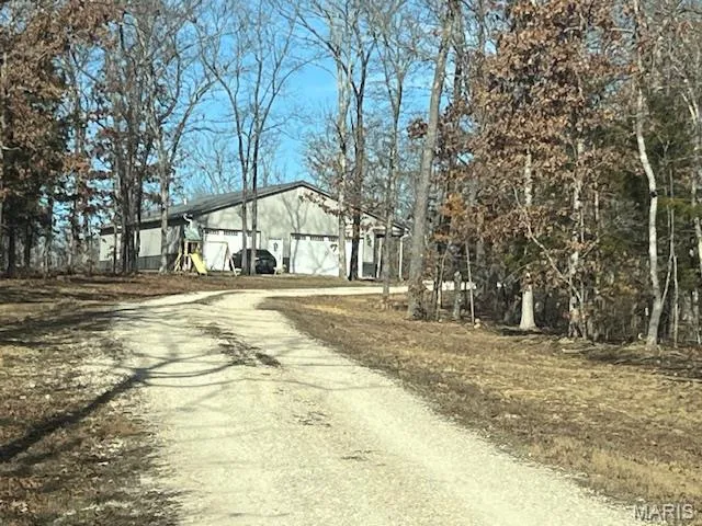 $360,000 | 495 Greenbriar Road, Leasburg, MO 65535